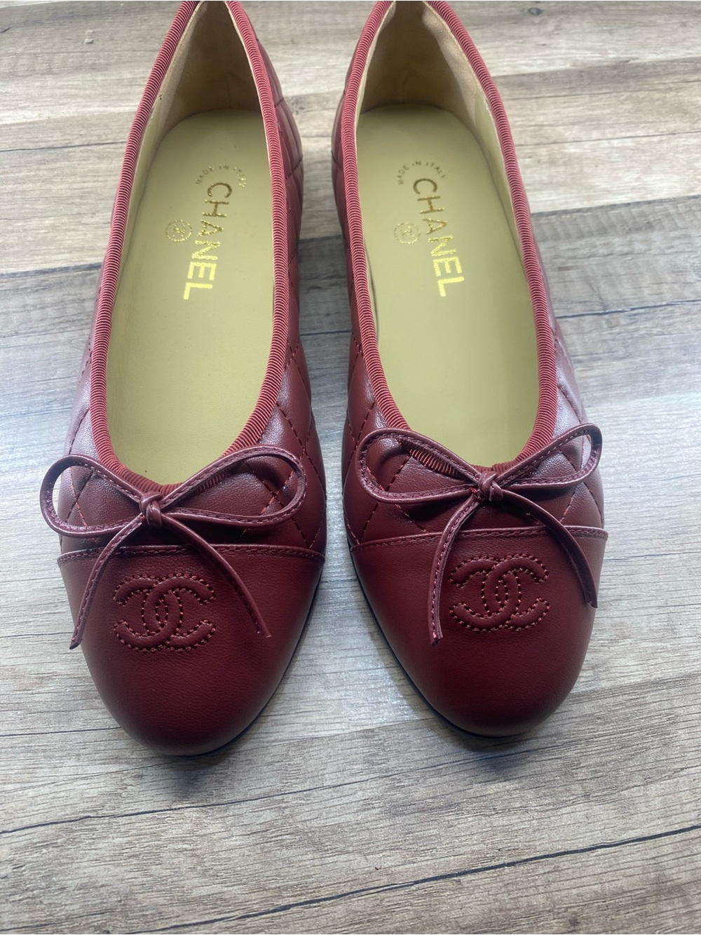 CHANEL Burgundy Quilted Leather CC Bow Ballet Flats 37 EU - Picture 3 of 9